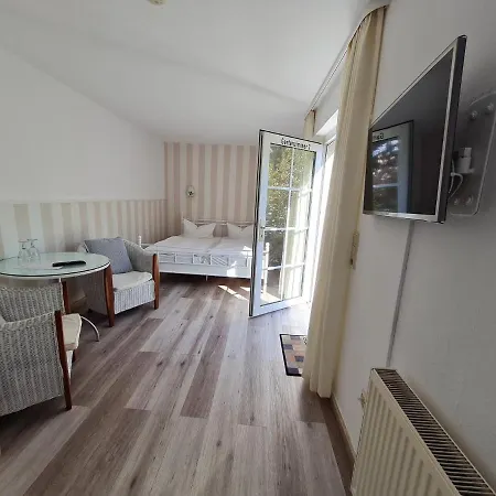 Pension Bergen Πανσιόν 3*